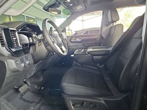 Certified 2024 GMC Sierra 1500 Elevation w/ LPO, Elevation Black Package AWD/4WD image 21