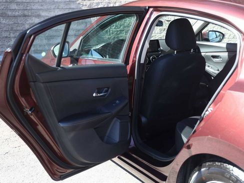 Used 2023 Nissan Sentra SV image 19