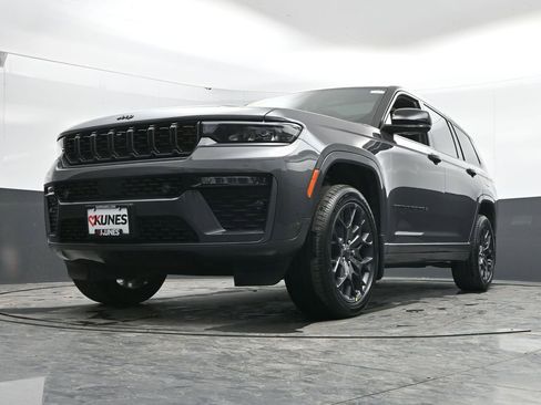 New 2026 Jeep Grand Cherokee L Summit image 52