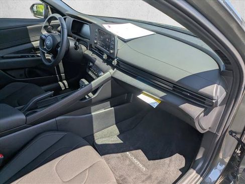 Used 2026 Hyundai Elantra Sport FWD image 19