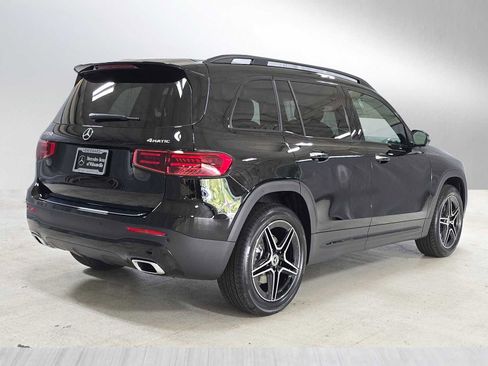 New 2026 Mercedes-Benz GLB 250 4MATIC image 3