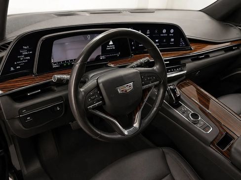 Used 2023 Cadillac Escalade ESV Luxury RWD image 11