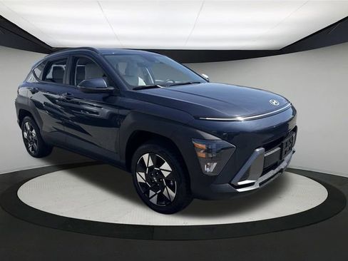 Certified 2024 Hyundai Kona SEL AWD/4WD image 2