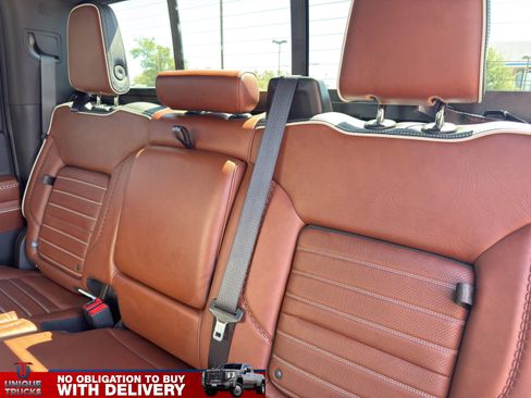 Used 2024 GMC Sierra 3500 Denali Ultimate AWD/4WD image 25