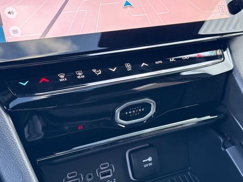 New 2026 Jeep Grand Cherokee Altitude AWD/4WD image 23