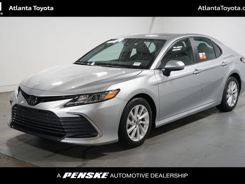 Certified 2023 Toyota Camry LE FWD image 1