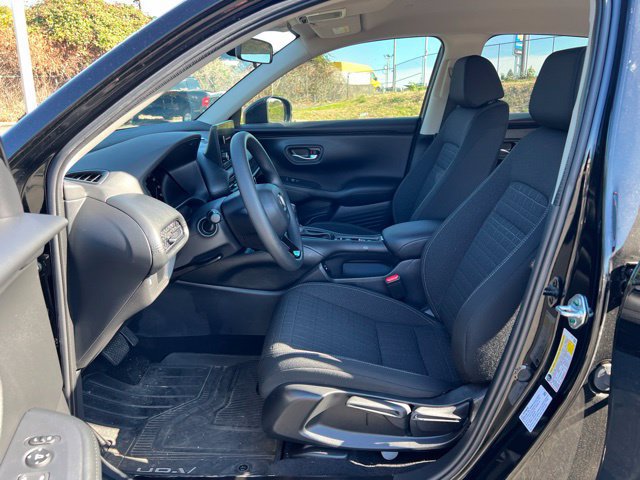 Used 2024 Honda HR-V LX image 11