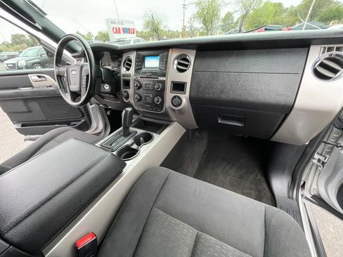 Used 2017 Ford Expedition EL XLT image 29