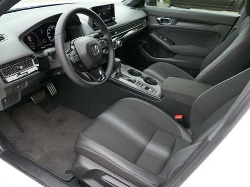 Used 2025 Honda Civic Sport image 12