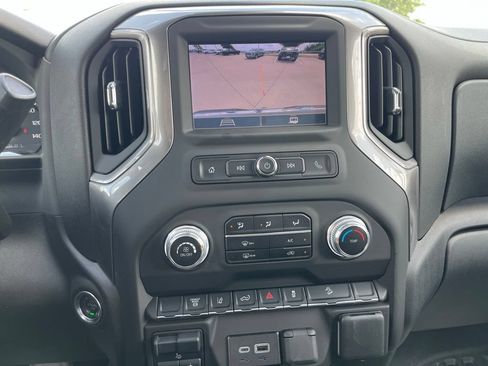 Used 2025 GMC Sierra 3500 Pro AWD/4WD image 14