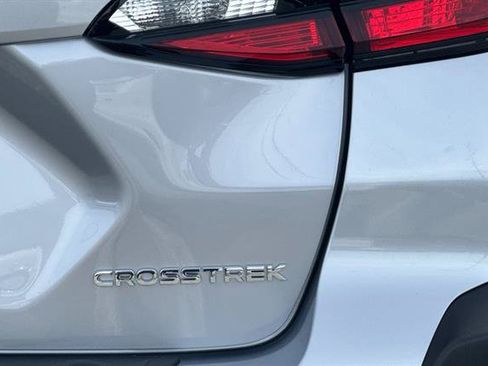 Used 2025 Subaru Crosstrek 2.5i Premium AWD/4WD image 32