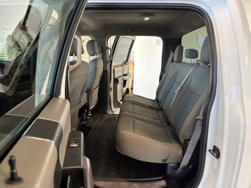 Used 2019 Ford F150 XLT w/ Trailer Tow Package AWD/4WD image 18