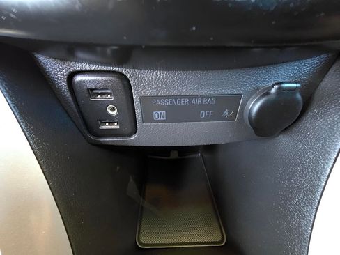 Used 2020 Chevrolet Trax LS image 59