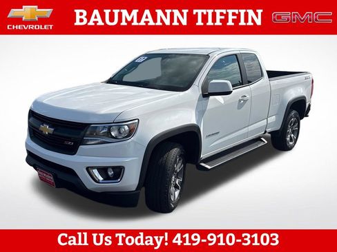 Used 2017 Chevrolet Colorado Z71 AWD/4WD image 2