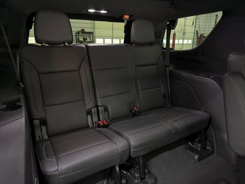 Used 2022 GMC Yukon Denali w/ Denali Ultimate Package image 19