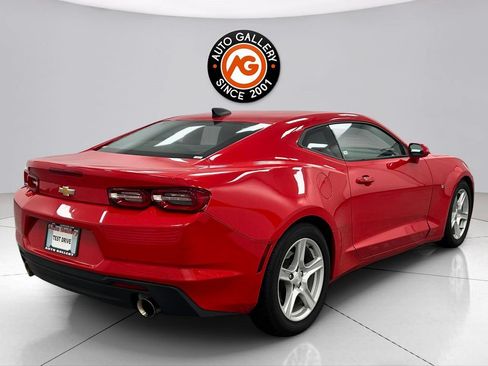 Used 2023 Chevrolet Camaro LT RWD image 7
