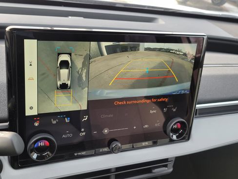 New 2026 Subaru Solterra Touring XT image 9