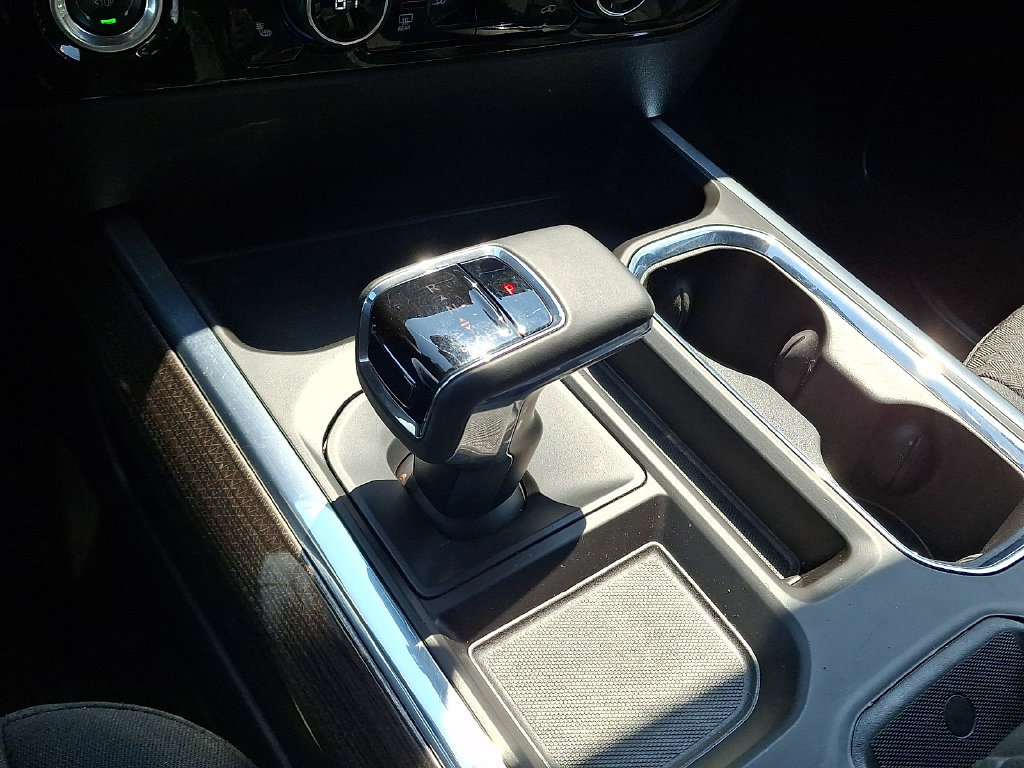 Used 2024 Chevrolet Silverado 1500 LT Trail Boss w/ LPO, Dark Essentials Package AWD/4WD image 16