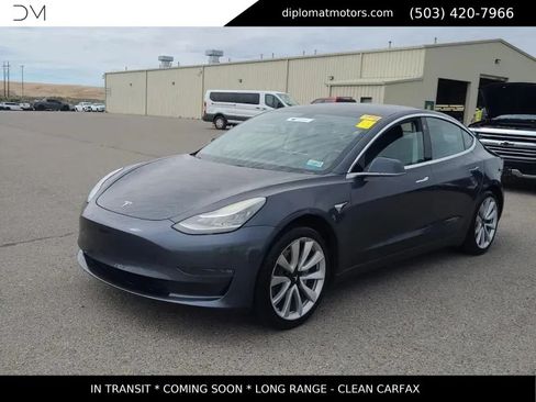 Used 2018 Tesla Model 3 Long Range RWD image 1