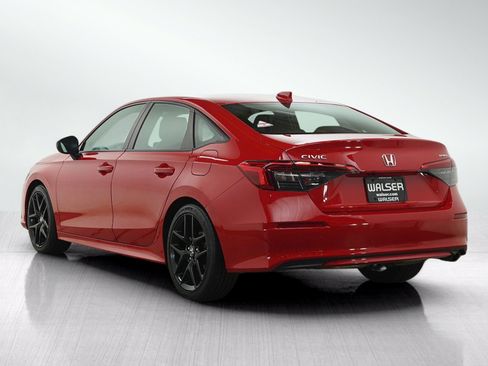 Used 2023 Honda Civic Sport image 3
