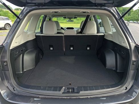 Used 2024 Subaru Forester AWD/4WD image 28