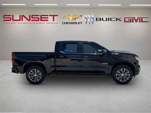 Certified 2024 Chevrolet Silverado 1500 RST w/ Texas Edition Plus AWD/4WD image 3