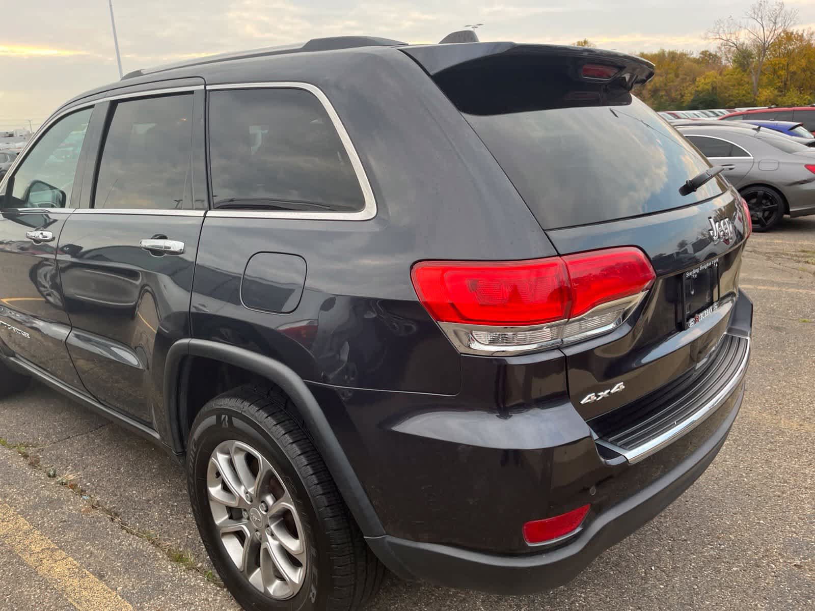 Used 2015 Jeep Grand Cherokee Limited AWD/4WD image 10