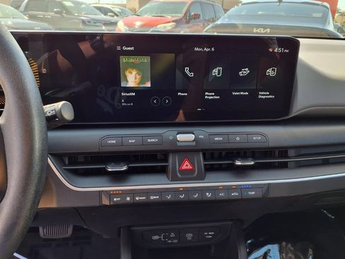 Used 2025 Kia K4 FWD image 20