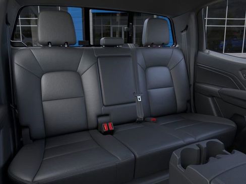 New 2025 Chevrolet Colorado LT w/ LT Convenience Package image 17