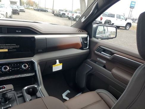 New 2026 GMC Sierra 1500 Denali w/ Denali Reserve Package AWD/4WD image 16