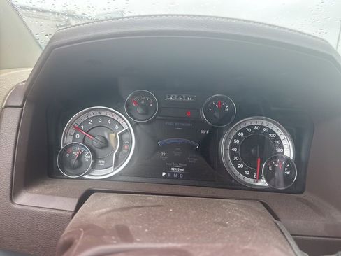 Used 2018 RAM 3500 Laramie image 12