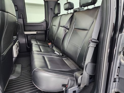 Used 2019 Ford F350 Lariat w/ Chrome Package AWD/4WD image 9