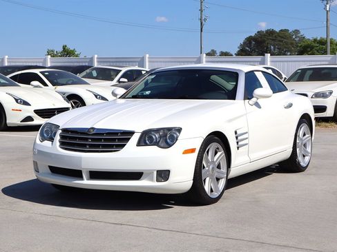 Used 2004 Chrysler Crossfire Coupe image 3