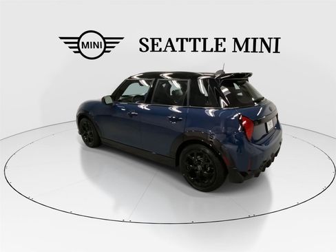New 2026 MINI Cooper S image 8