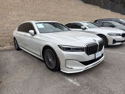 Used 2021 BMW ALPINA B7 xDrive w/ Luxury Rear Seating Package image 2