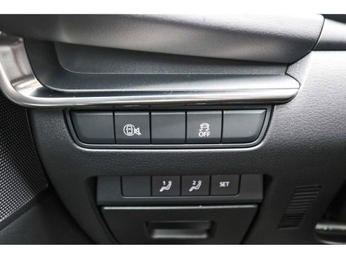 Used 2025 MAZDA MAZDA3 s FWD image 19