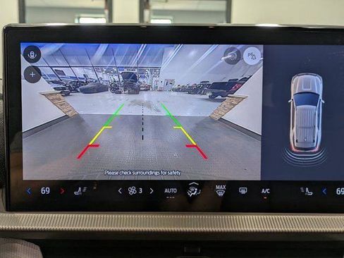 Certified 2025 Ford Explorer Active image 12