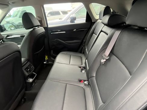 Used 2025 Kia Seltos EX FWD image 18