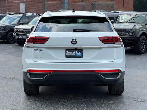 Used 2021 Volkswagen Atlas Cross Sport SE FWD image 4