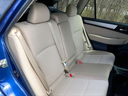 Used 2015 Subaru Outback 2.5i Premium image 20