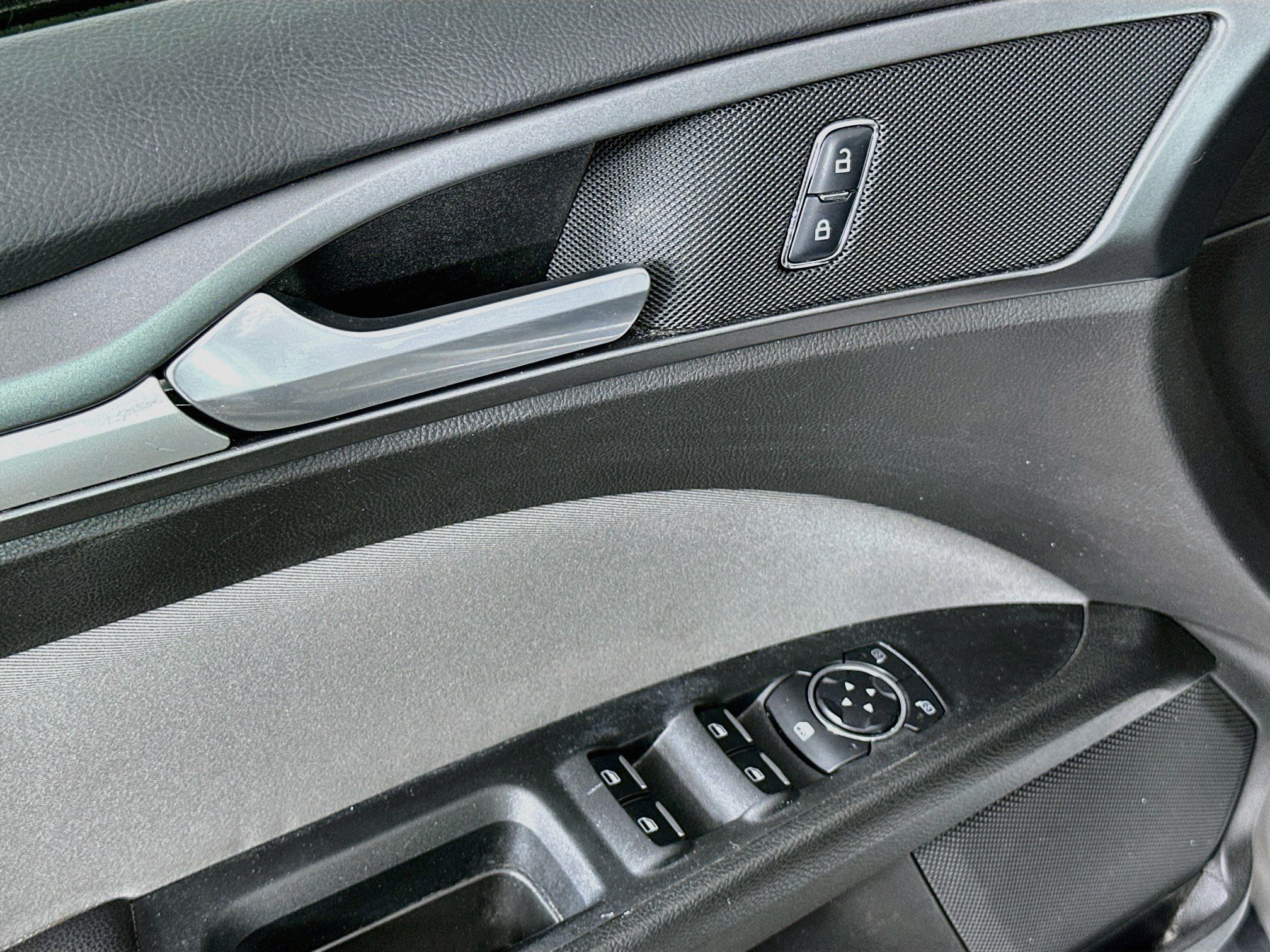 Used 2016 Ford Fusion S FWD image 15