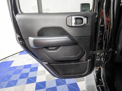 Used 2024 Jeep Wrangler High Altitude AWD/4WD image 15