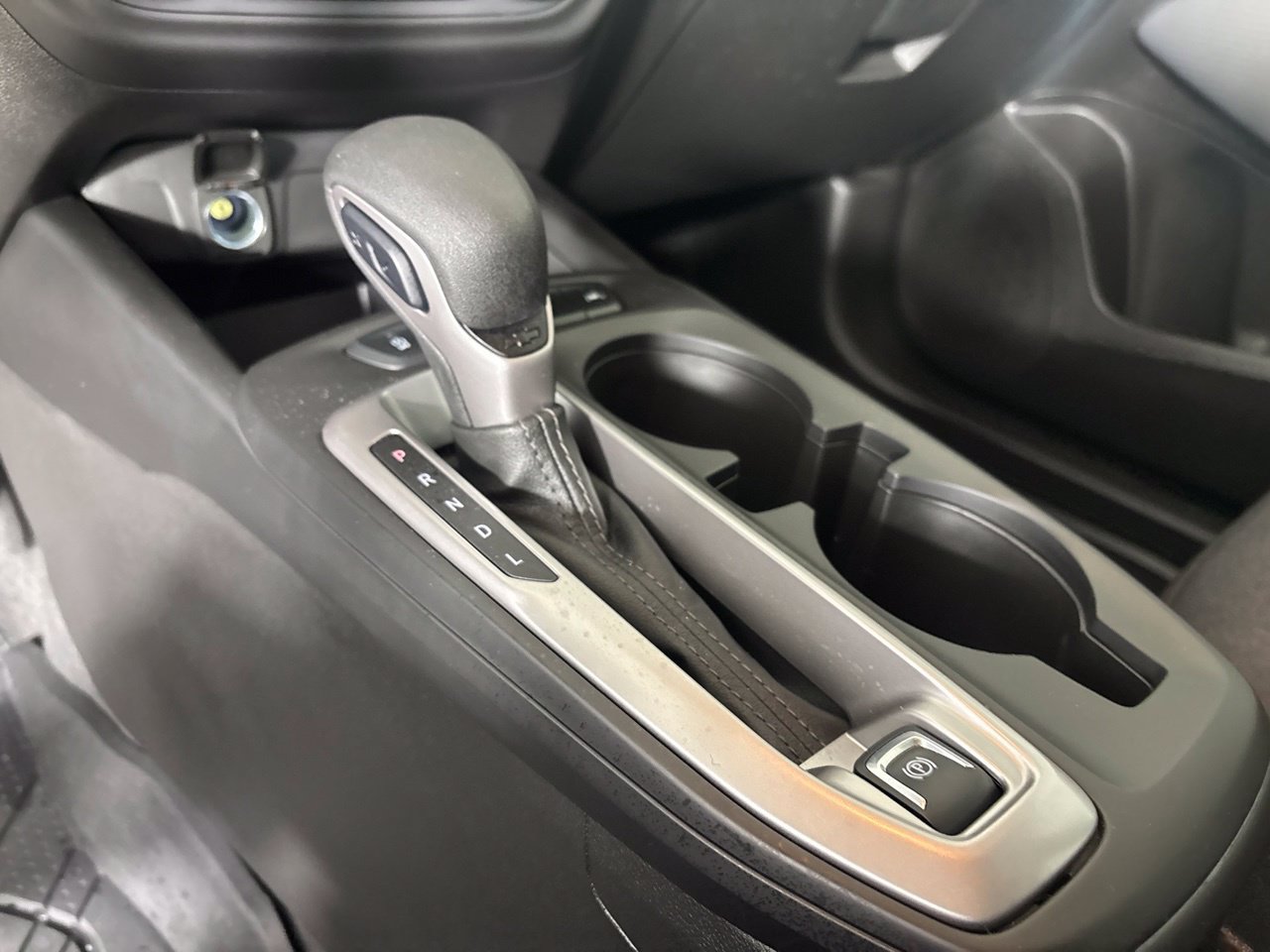 Used 2025 Chevrolet Trax LS w/ LS Convenience Package FWD image 20