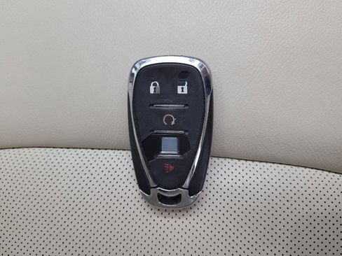 Used 2024 Chevrolet Malibu LT FWD image 32