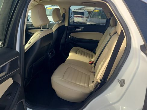Used 2024 Ford Edge SEL image 13
