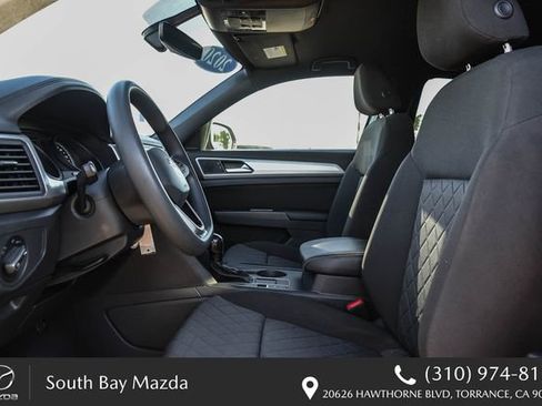 Used 2020 Volkswagen Atlas Cross Sport S image 17