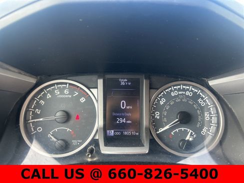 Used 2016 Toyota Tacoma SR5 w/ SR5 Appearance Package (SN) image 14