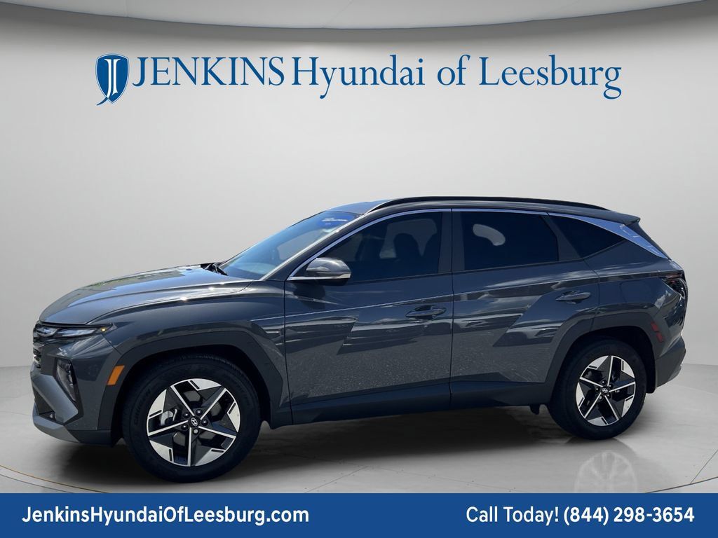 Certified 2025 Hyundai Tucson SEL FWD image 10