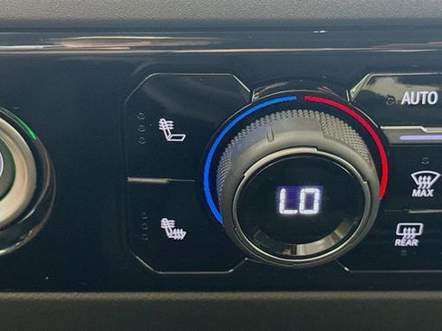 Used 2024 Chevrolet Silverado 1500 RST image 23