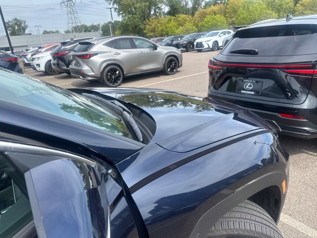 Used 2025 Hyundai Tucson Limited AWD/4WD image 18